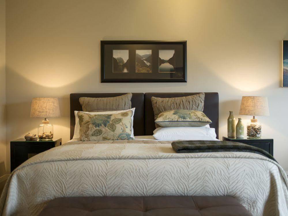 Mt Rosa Lodge Boutique Vineyard Accommodation Wanaka Buitenkant foto