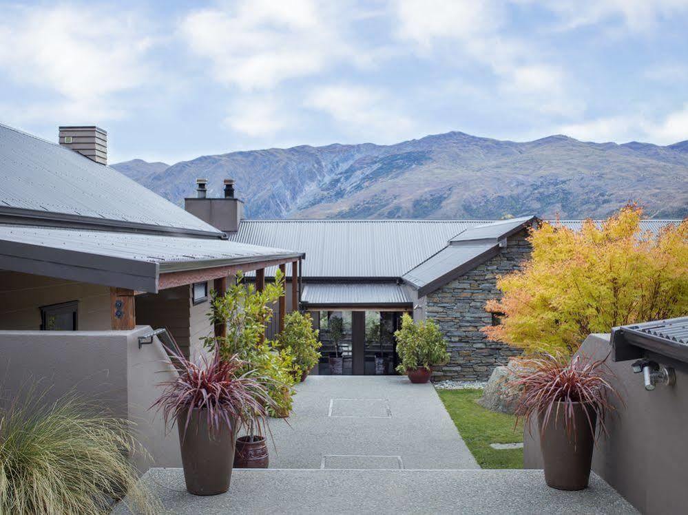 Mt Rosa Lodge Boutique Vineyard Accommodation Wanaka Buitenkant foto