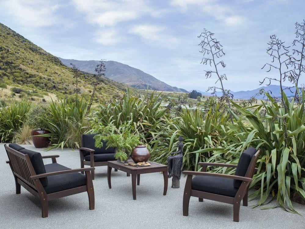 Mt Rosa Lodge Boutique Vineyard Accommodation Wanaka Buitenkant foto